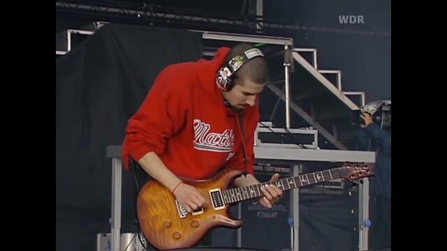 Linkin park pushing me away (rock am ring 2001)