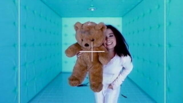 Björk - Violently Happy (HD 720p) - Bjork