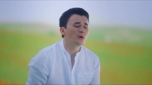 Ulugbek Rahmatullayev - Alvon lolalar