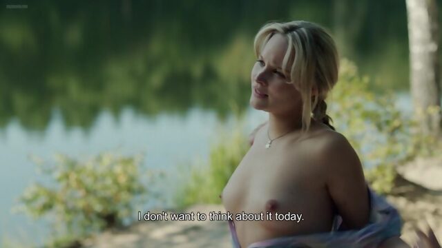 Sonja Gerhardt Nude - Deutschland 83 (2015) - S01E02 Watch Online / Соня Герхардт - Германия 83