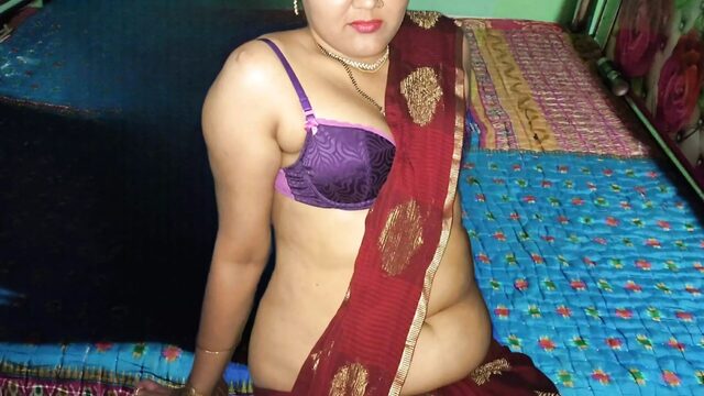 Sararti devar ne liya apne sexy bhabhi ke sath chudai ka maja - Desi local sex